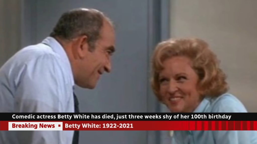 Screenshotter YouTube BettyWhiteiconicstarofTheGoldenGirlsdeadat99 050 Betty White Biography, Facts, Childhood, Family, Life, Wiki, Age, Work, Net Worth & More.