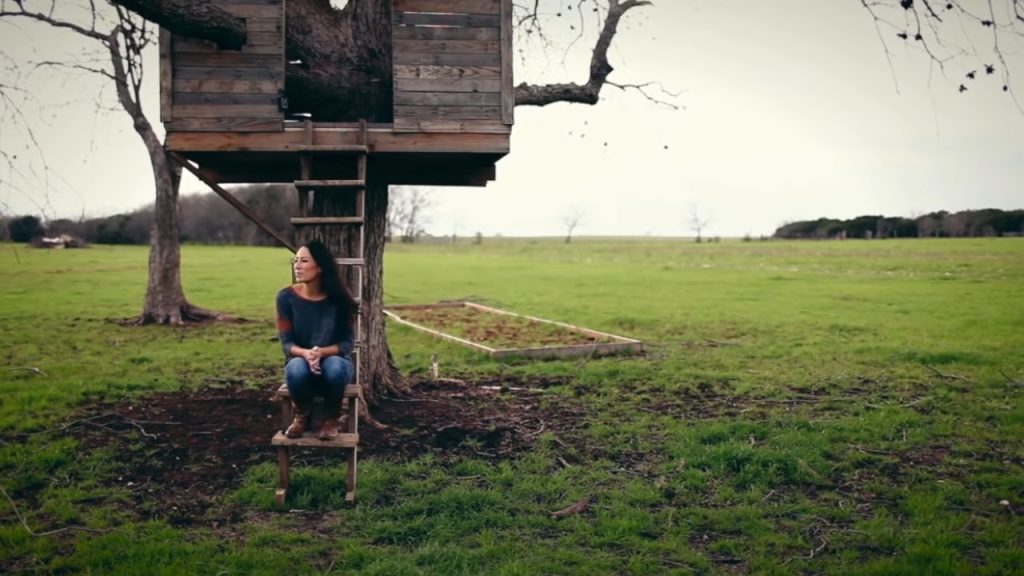Screenshotter YouTube TheGatheringTestimonyJoannaGaines 013 Joanna Gaines Biography, Facts, Childhood, Family, Life, Wiki, Age, Work, Net Worth