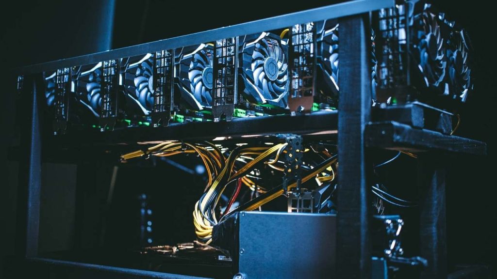 Untitled design 2022 01 23T015741.975 What Is Bitcoin Mining? Types of Mining, Advantages