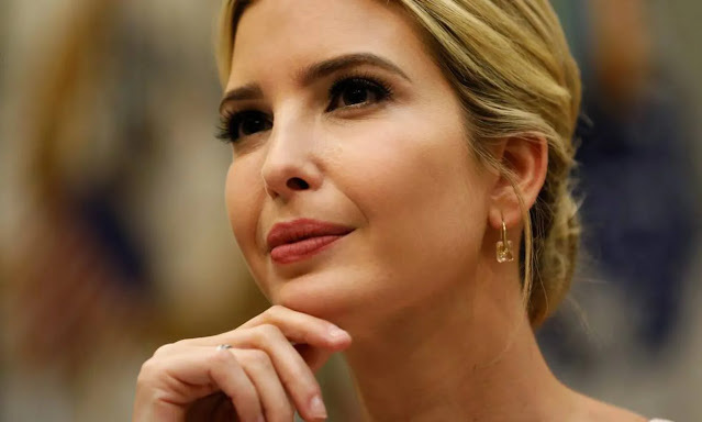 You are currently viewing Has Ivanka Trump had plastic surgery?