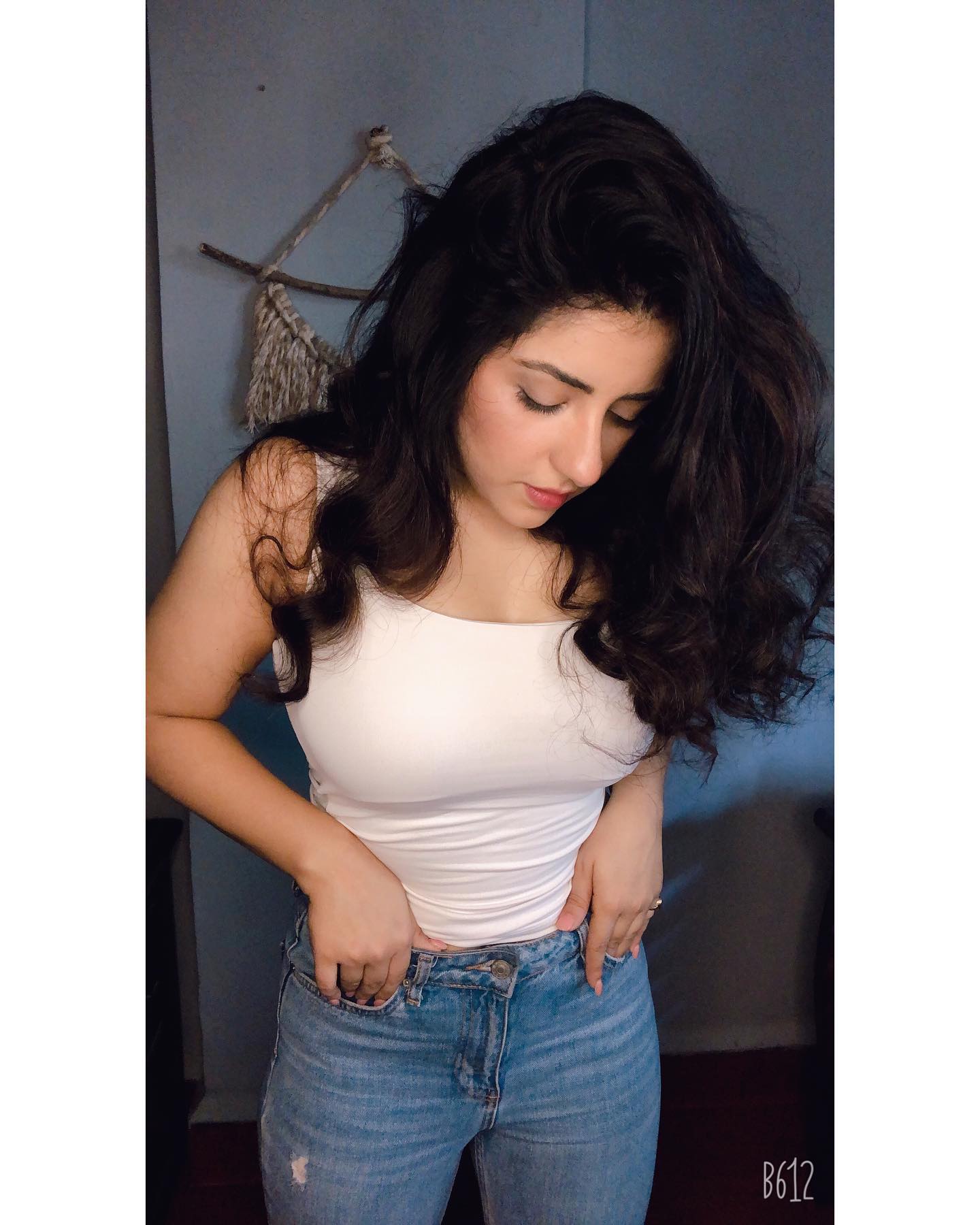 Dolly Chawla Wiki, Age, Height, Weight, Family, Boyfriend & Net Worth 2