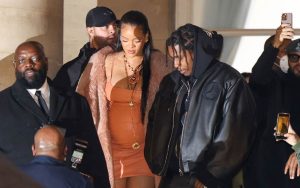Read more about the article Chris Brown Celebrates Rihanna Delivering Baby Boy with A$AP Rocky